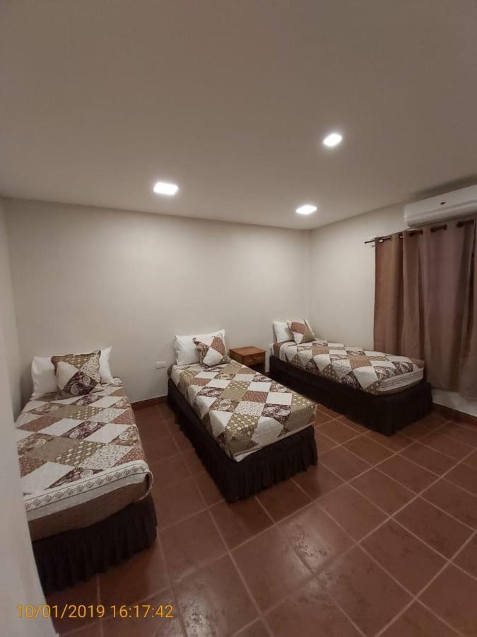 Ambay Suites & Dorms Puerto Iguazú Esterno foto